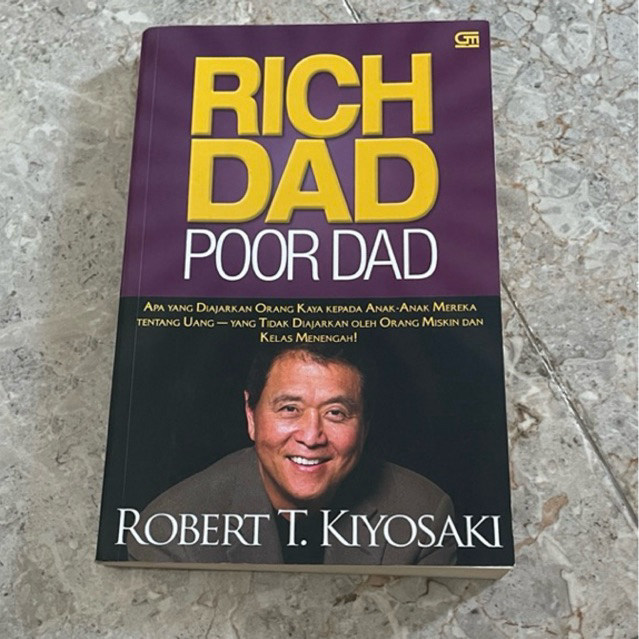 Buku bekas original Rich Dad Poor Dad mulus