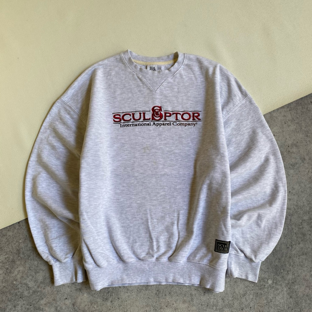 CREWNECK SCULPTOR