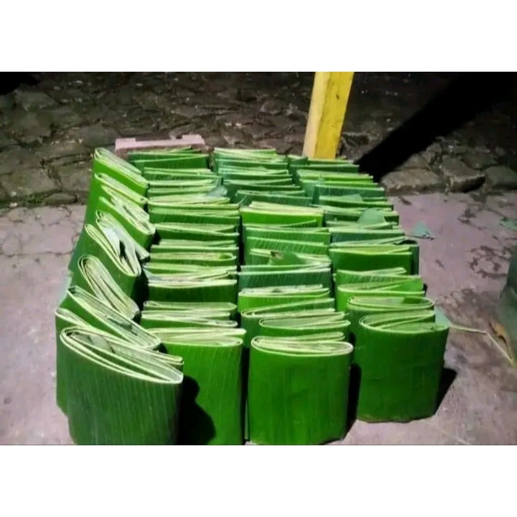 

Daun Pisang 1 ikat