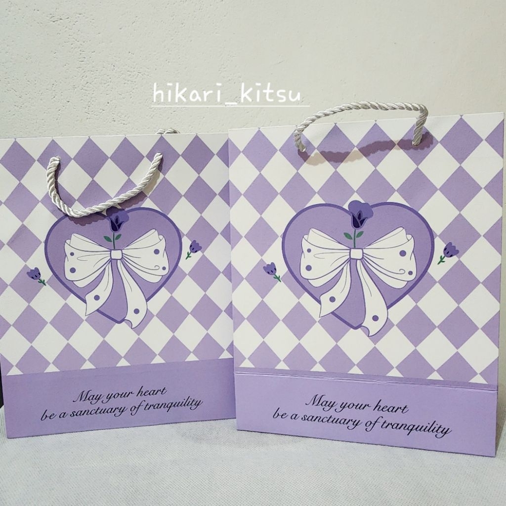 

Paper Bag Purple Cute Ribbon Mini / Tas Kado Lucu Pita Ungu Kecil Tebal Hadiah Souvenir
