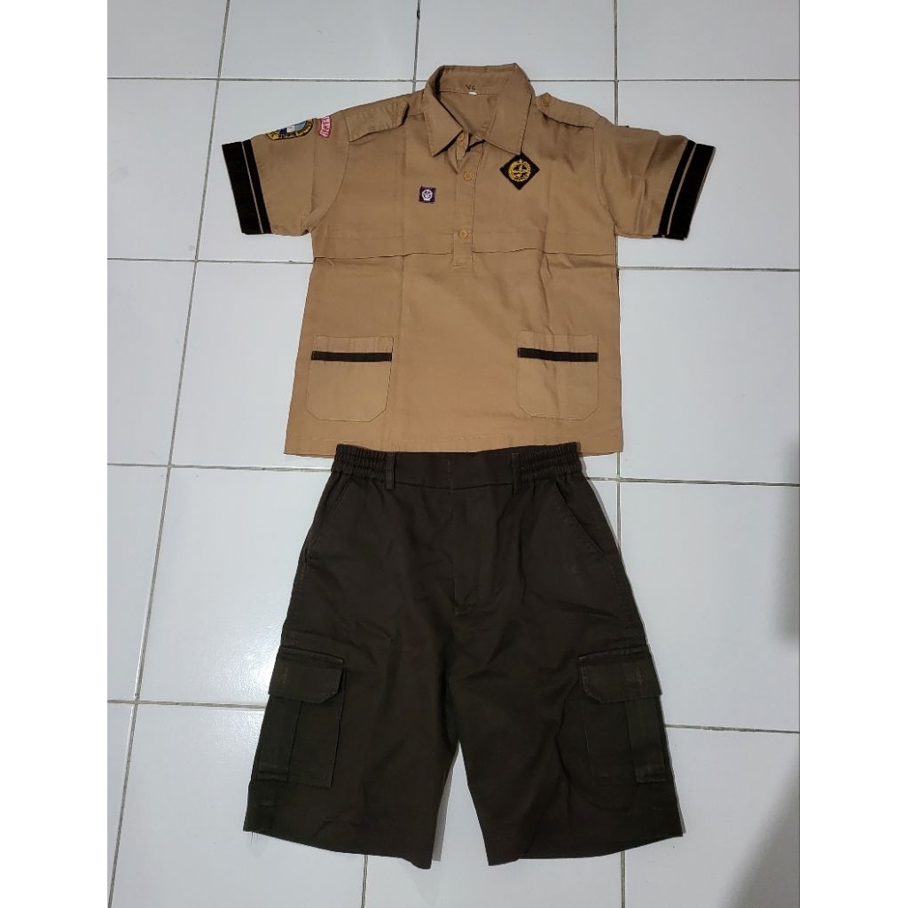 Preloved Set Pramuka anak cowok SD