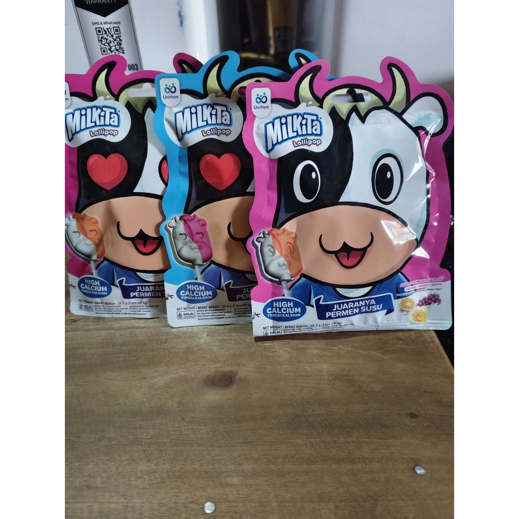 

Milkita Lolipop assorted milk lolilop isi 3pcs didalamnya