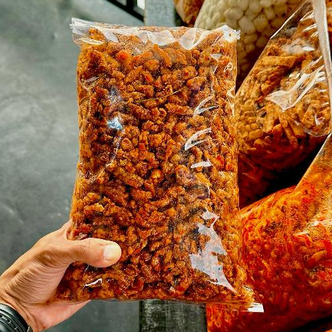 

USUS CRISPY 500GRAM PEDAS DAUN JERUK KHAS BSM / USUS PEDAS DAUN JERUK