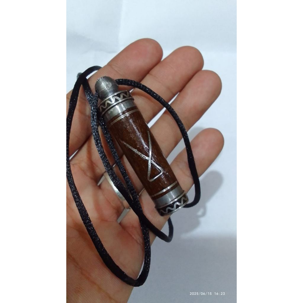 kalung kayu  ulin manang