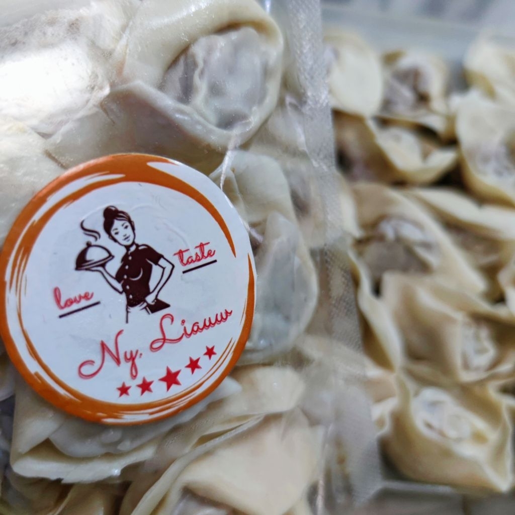 

Pangsit ayam frozen isi 10pc / ny liauw / enak / high quality / berkualitas / premium