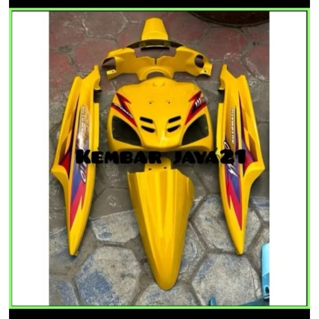Full body halus + striping (warna kuning) mio sporty tahun 2004-2007