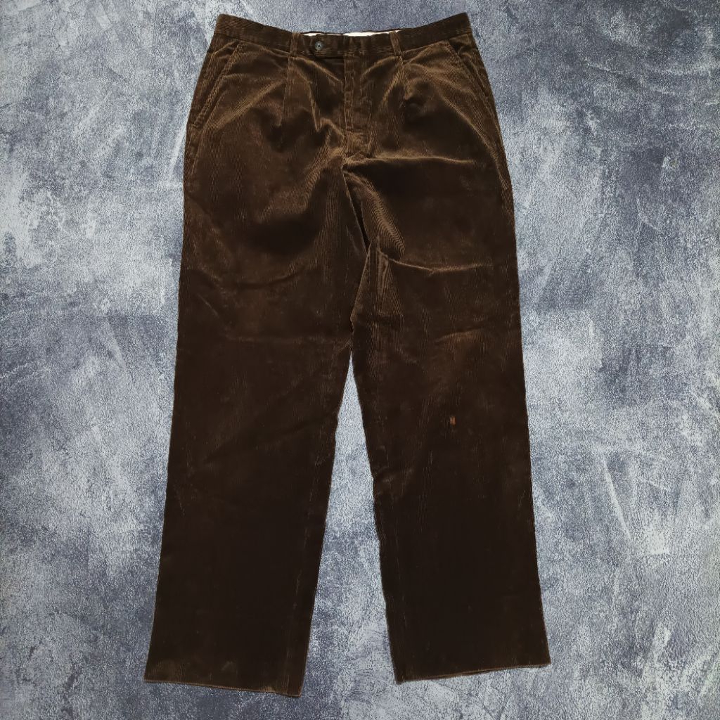 Celana Corduroy Burberry