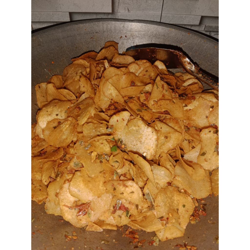 

Keripik Moring Molring Pedas Daun Jeruk 1 kg ( 4 × 250 gram )