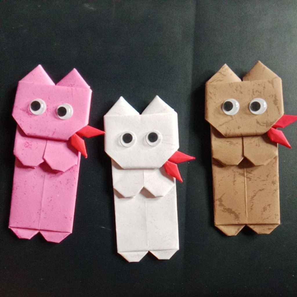 

Origami Cute Bookmark (Penanda buku karakter lucu origami)