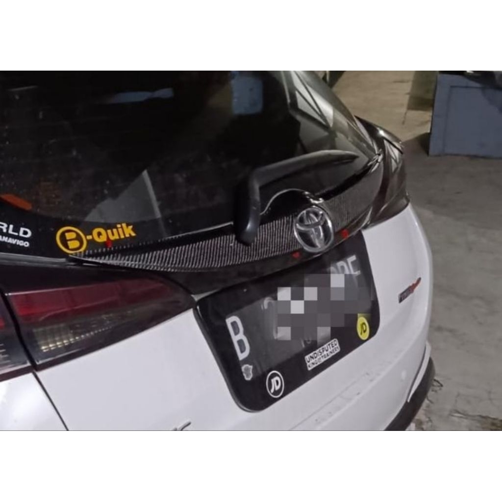 garnish toyota yaris joker carbon kevlar