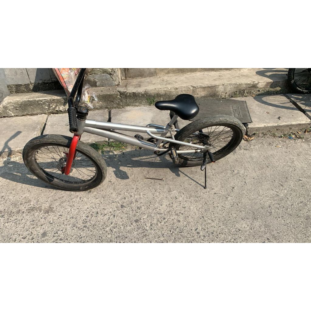 sepeda bmx ukuran 20 rem terpedo ban jumbo