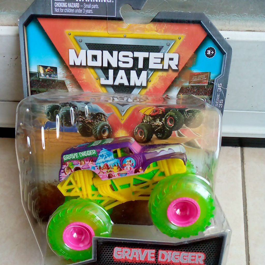 Spin Master Monster Jam Grave Digger 1:64