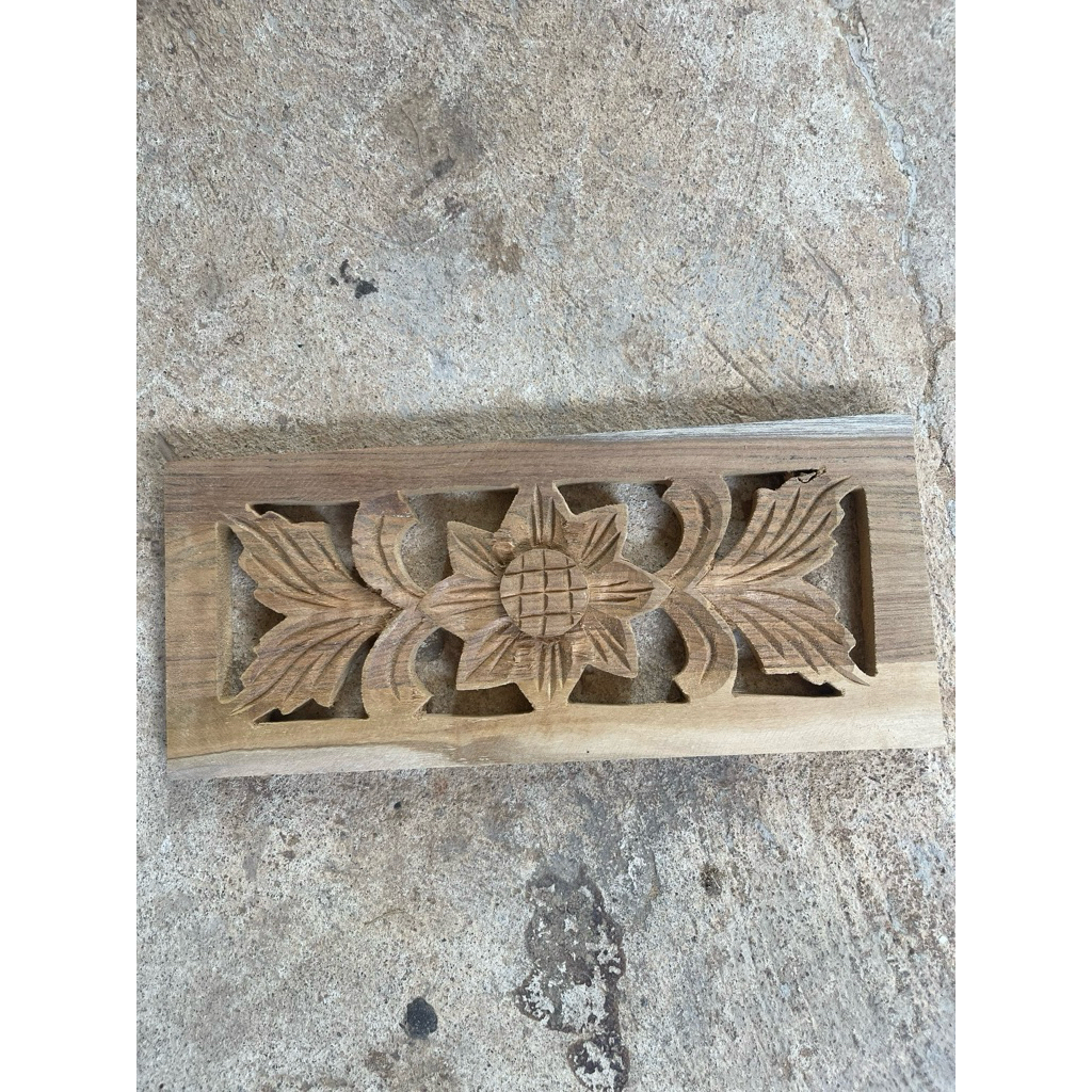 kepingan Loster kayu jati