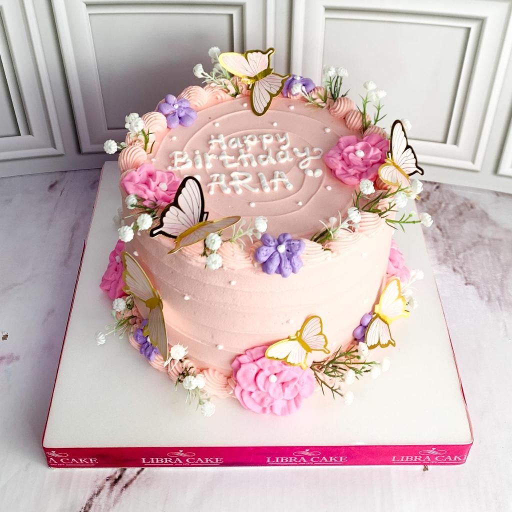 

Kue Ulang Tahun/Birthday Cake/Kue Ultah tema Flower/Kue Birthday Bunga/Kue Birthday Jakarta