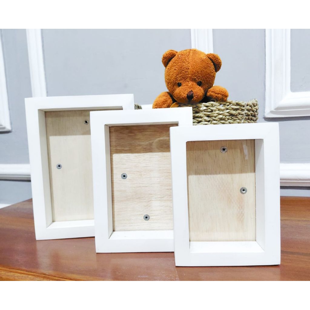 Bingkai / frame / pigura kayu minimalis putih 5r