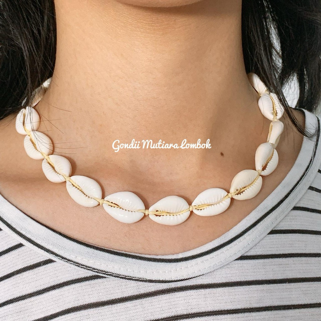 Kalung Kerang Asli Lombok - Kalung Bentuk Kerang Asli Lombok
