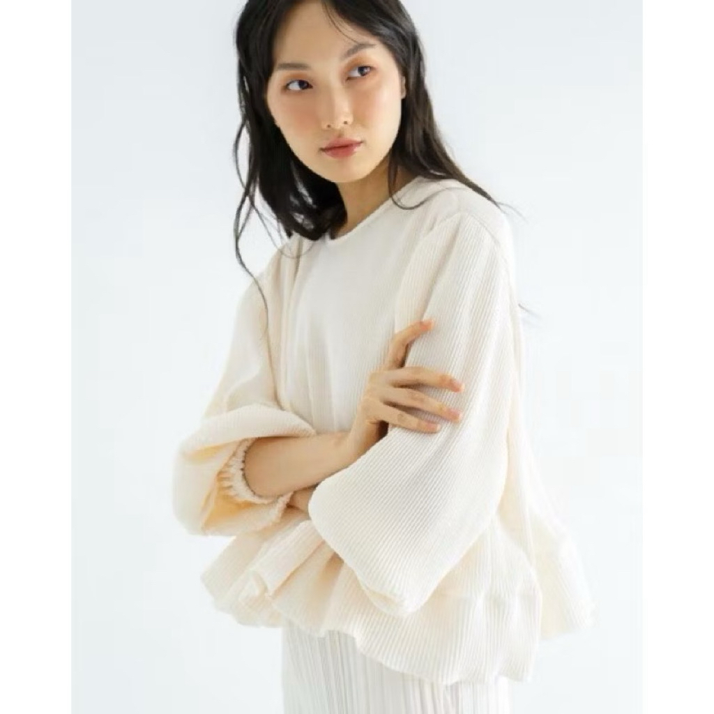 Duma Yegua Top Ivory