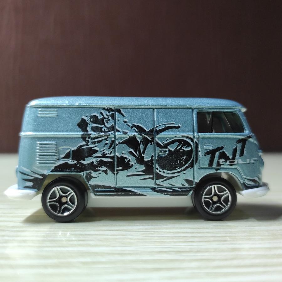 Matchbox VW Delivery Van Chinela Loose