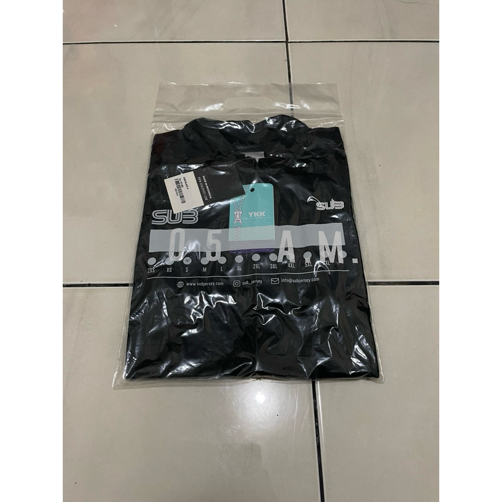 Jersey Sub 05 AM Hitam Size S Lengan Pendek