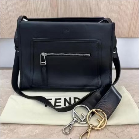 tas branded preloved Fendi*