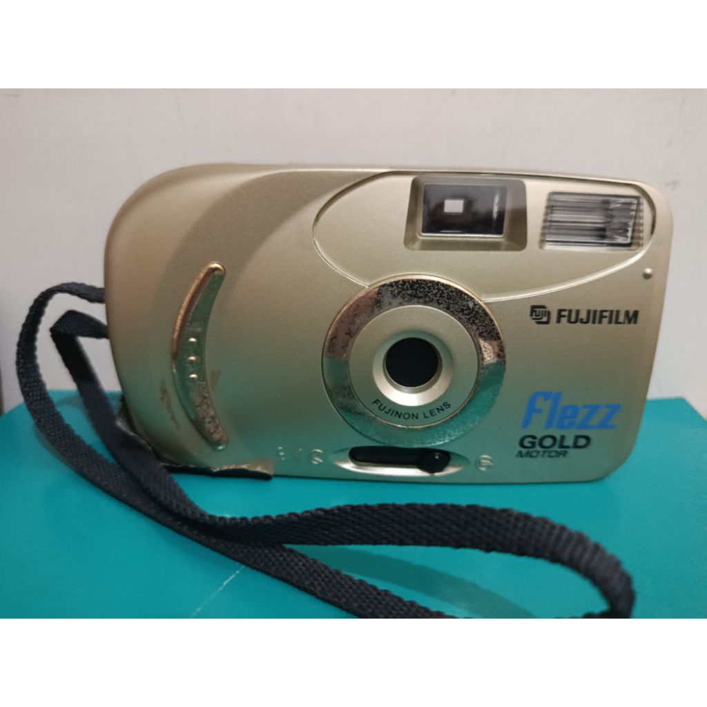 kamera analog fujifilm flezz gold preloved