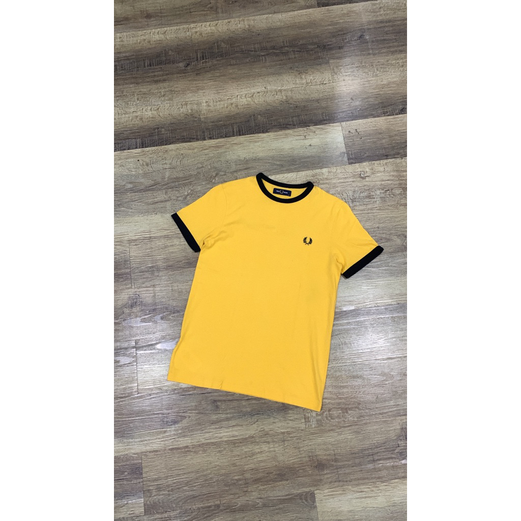 Fred Perry tshirt