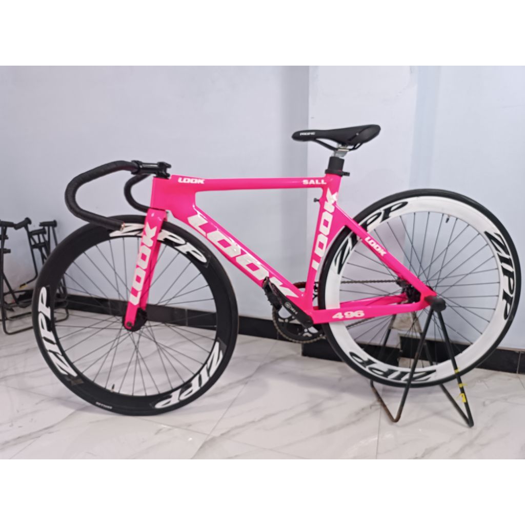 sepeda fixie look pink
