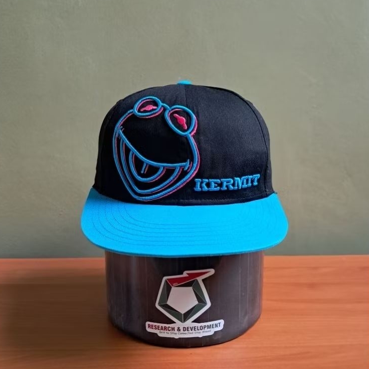 Disney The Muppets KERMIT Snapback 2tone Hat Prel0v3d