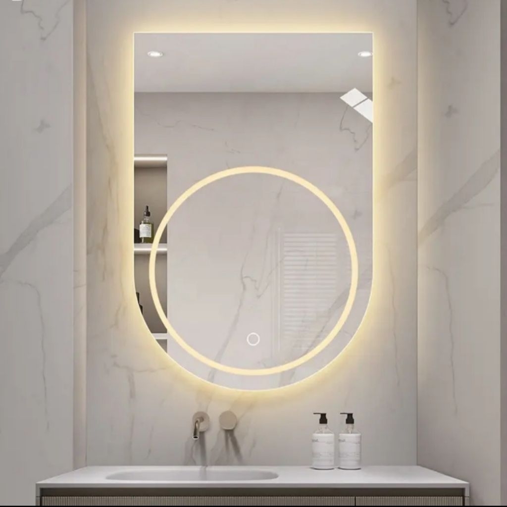 Cermin Touchscreen LED Dinding Kamar Mandi Wastafel