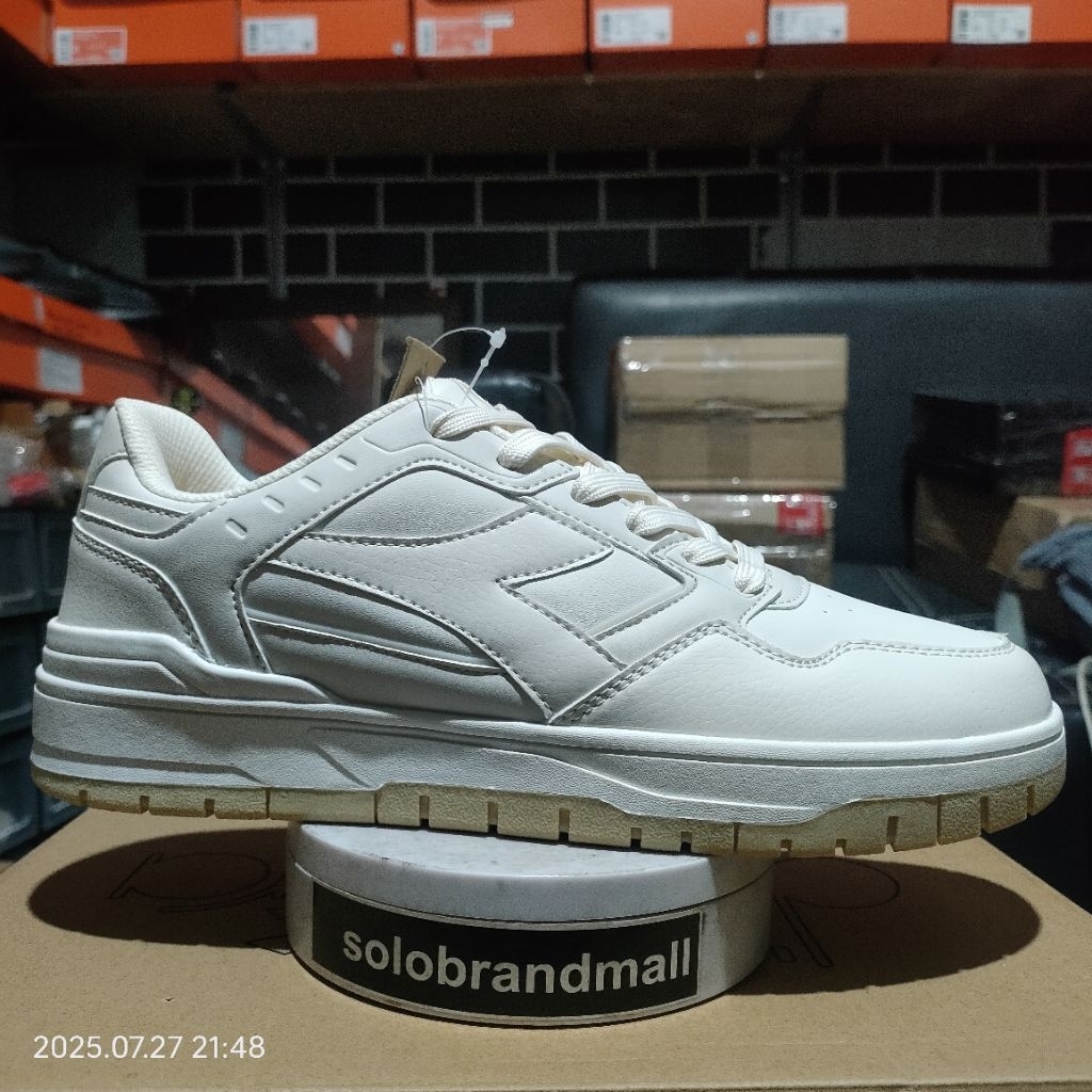 SEPATU DIADORA MORTY (M)/ DIACA240704H