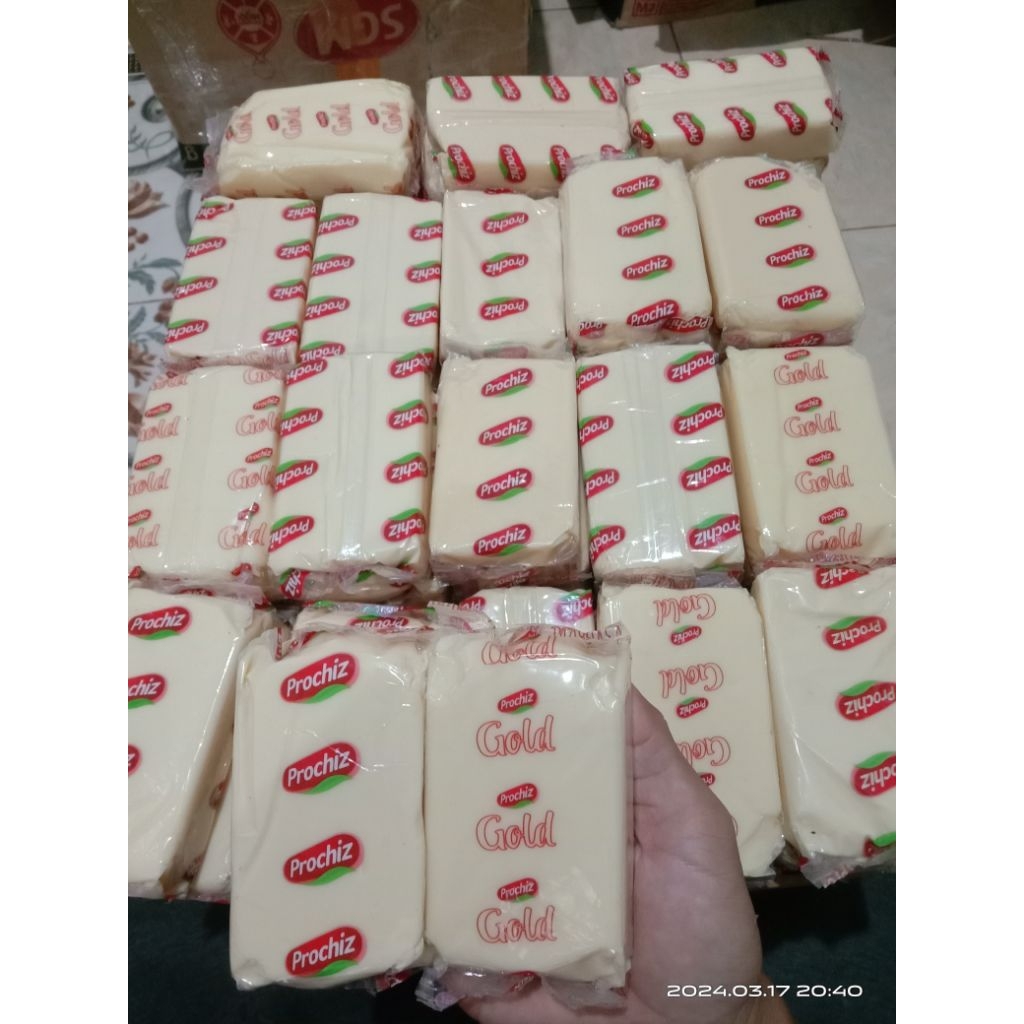 

Keju Prozis Polos Tanpa Dus Chedar/Keju Parut