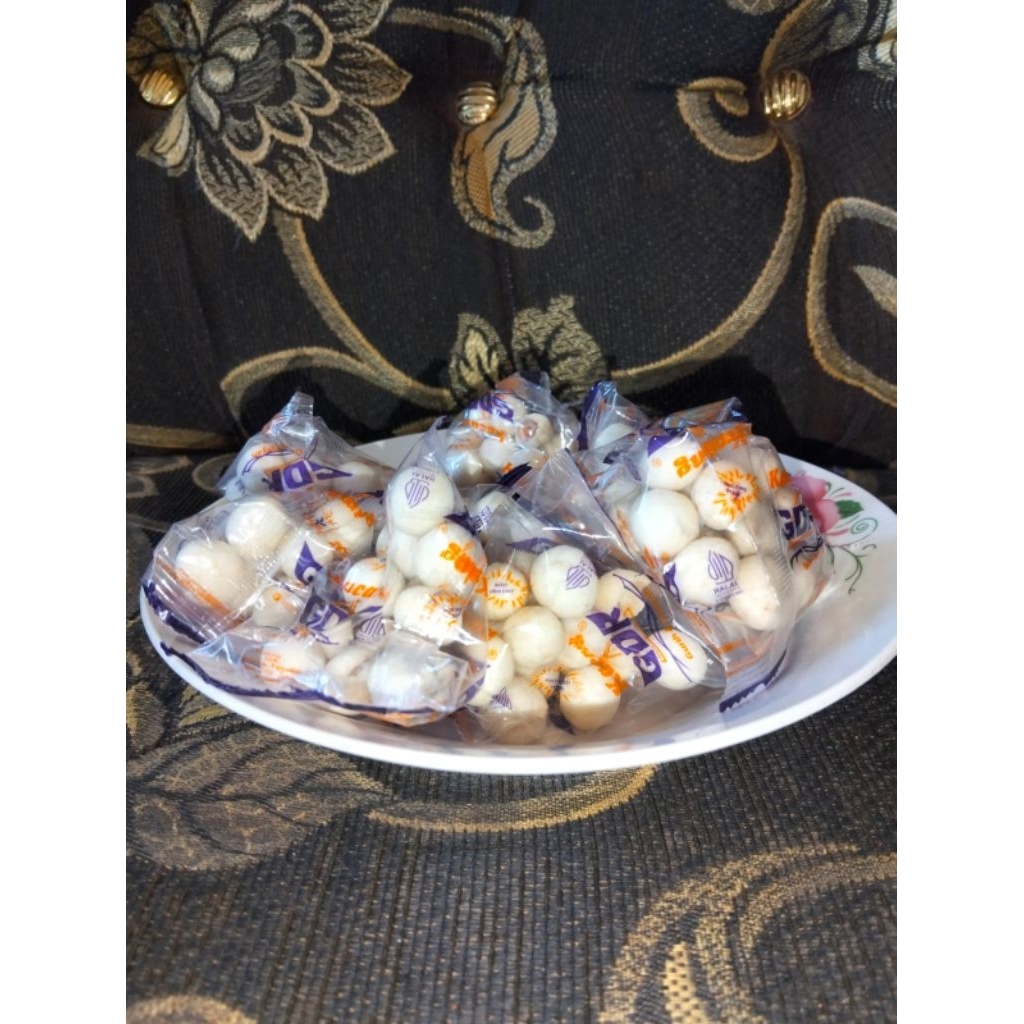 

kacang GDR asli sumatera barat 1 pack isi 24 pcs