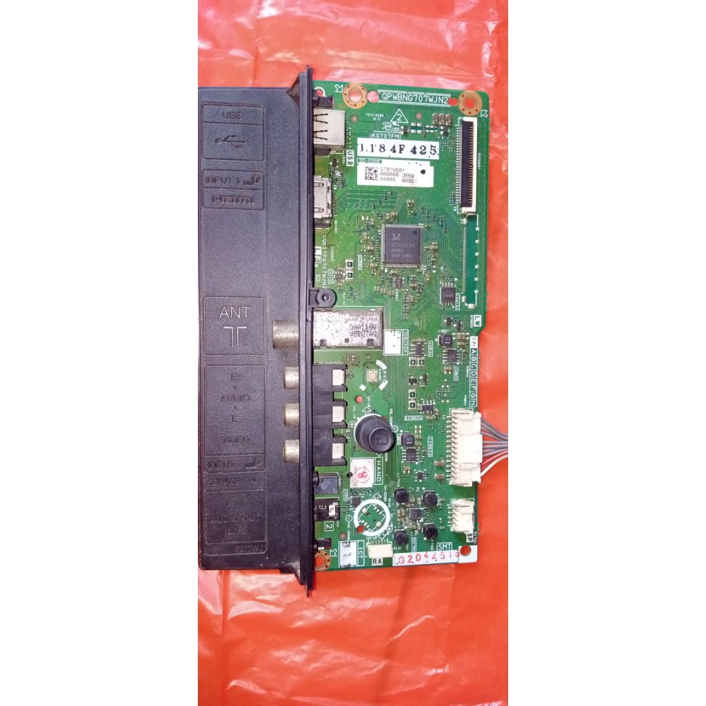 MB tv sharp LC-32LE185i