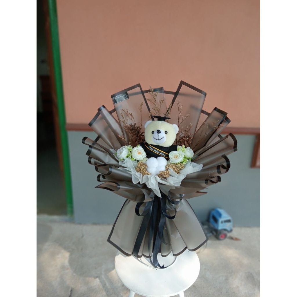 Buket graduation hitam / buket cowok / buket wisuda hitam