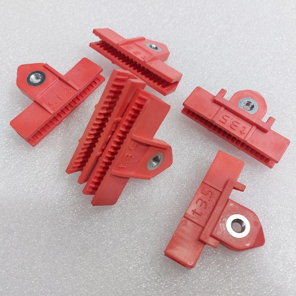 KANCING KLIP PENJEPIT KACA MOBIL PENYANGGA KACA MOBIL UNIVERSAL