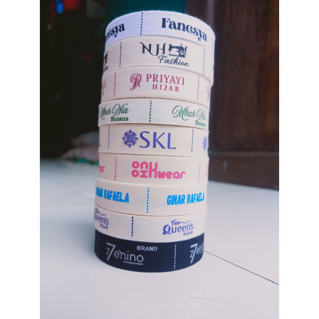 

BOSS LABEL MURAH/LABEL HIJAB/LABEL MEREK/LABEL BAJU KATUN WOVEN DAMASK