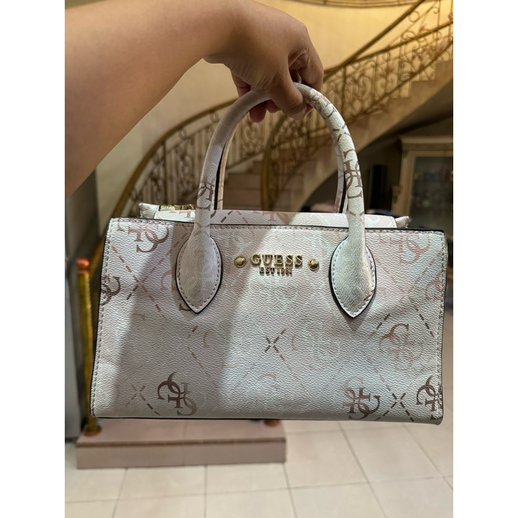 Preloved tas Guess Original Counter