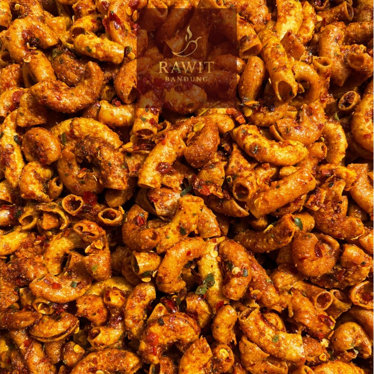 

MAKARONI EXTRAPEDAS DAUN JERUK 1KG - CEMILAN RAWIT BANDUNG
