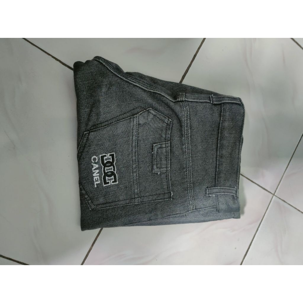 Preloved Celana Jeans Pria