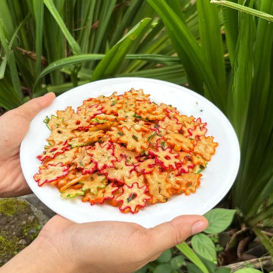 

Makaroni Bunga Pedas Gurih Daun Jeruk 500g Kana Aida Asin Pedas Renyah Tidak Alot Snack Gurih Cemilan Keripik