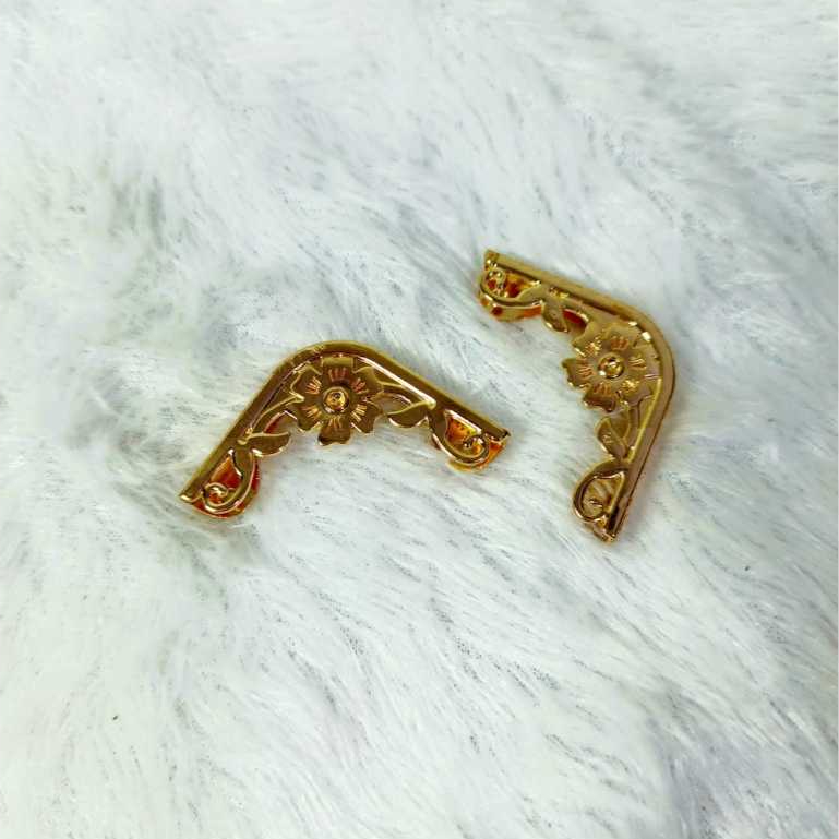 Aksesoris Tas Variasi O852 Plat Siku Sudut Gold