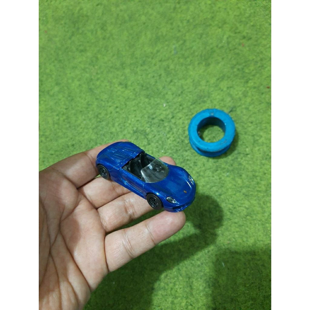 porsche 918 spider majorette