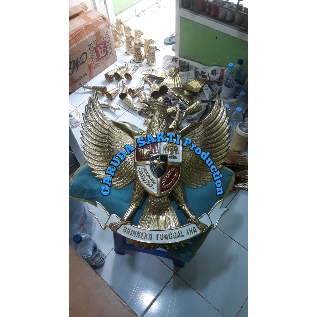 

lambang garuda pancasila