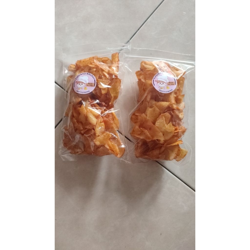 

kripik singkong pedas