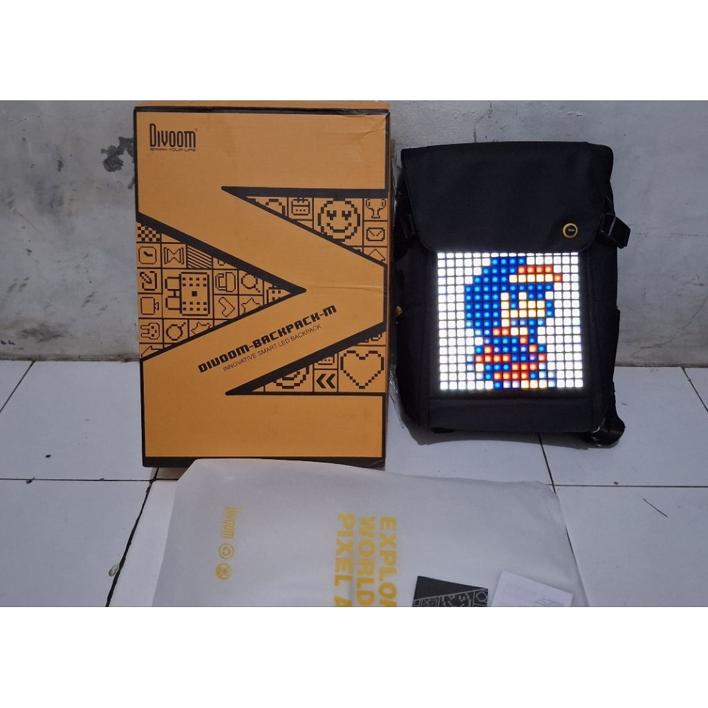Divoom Pixoo Backpack M LED