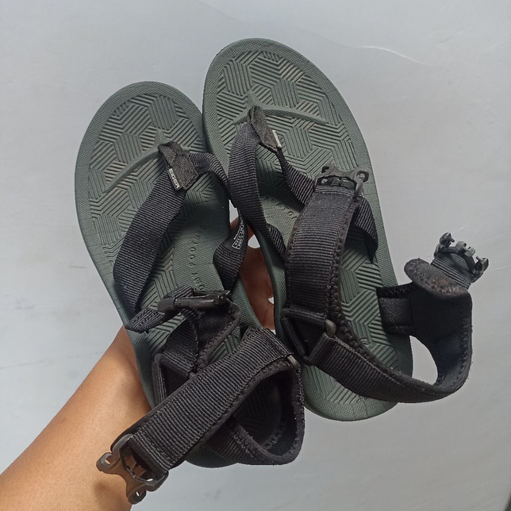 SANDAL GUNUNG EIGER