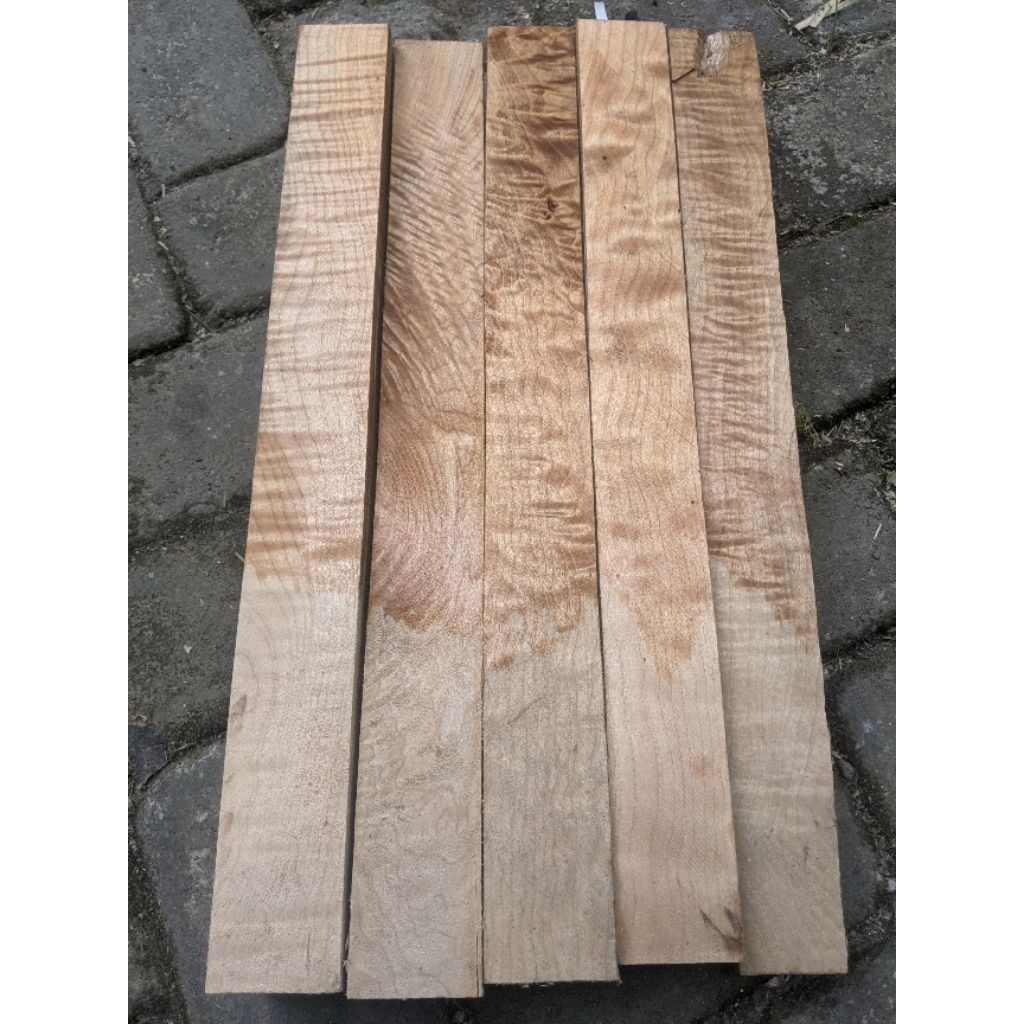 balok maple full curly quilted dan flame