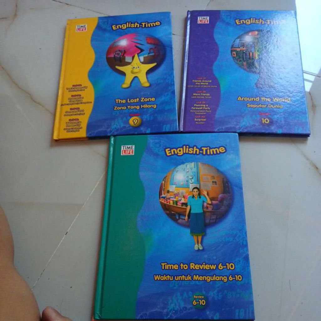Buku English time. 3 buku