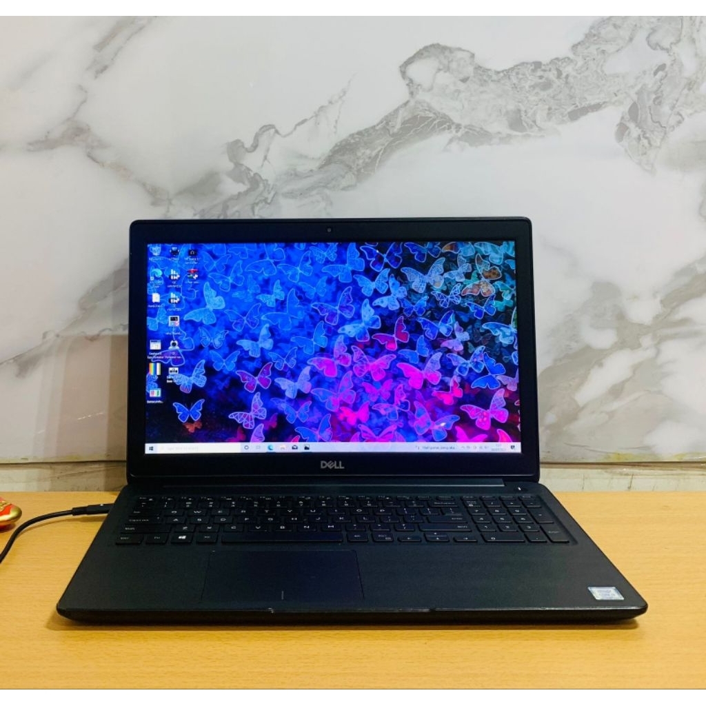 Dell latitude 3500 Intel core i3 gen 8 Ram 8 GB SSD 256 gb