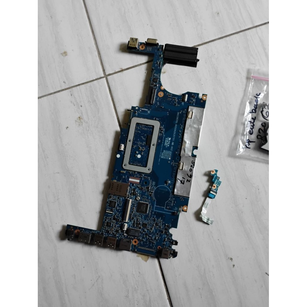 motherboard laptop hp 820 g2 dan toshiba c640 dan tombol powernya matot